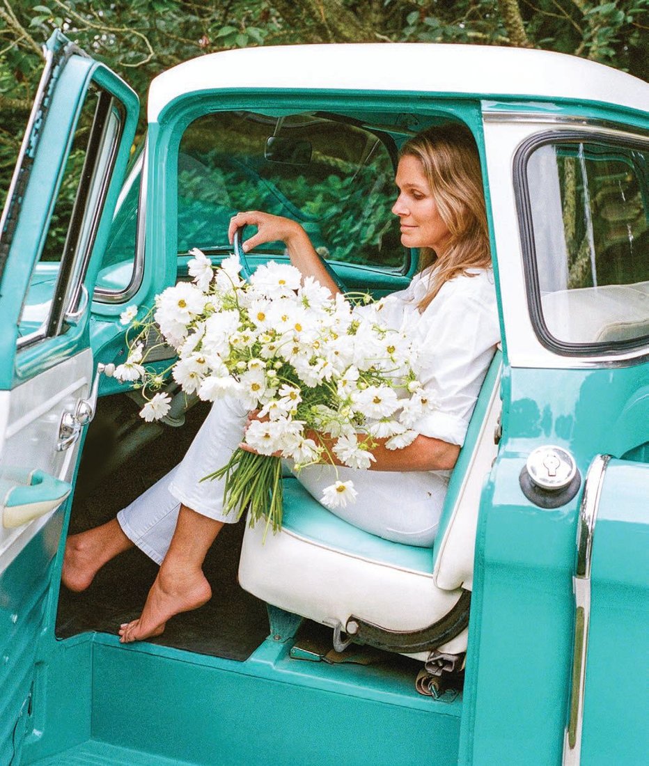 Aerin Lauder snapped in the Hamptons by Rudnick PHOTO BY MASON RUDNICK/COURTESY OF AERIN